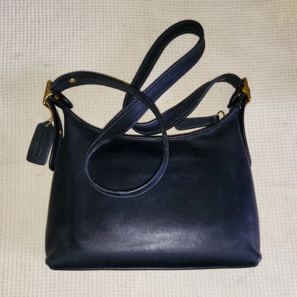 Vintage Coach- Legacy Zip Top Hobo